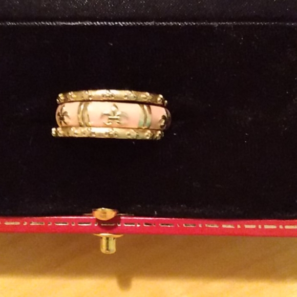 18K Fleur-de-lis Rings - Picture 5 of 15